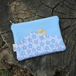 Pochette Fuji-san – bleu clair / fleurs ume (prunier)