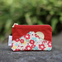 Porte-monnaie Fuji-san – velours rouge / fleurs