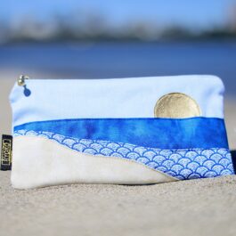 Pochette Okinawa – bleu clair/tissu japonais vagues