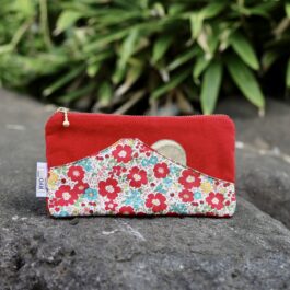 Pochette Fuji-san – velours rouge / fleurs